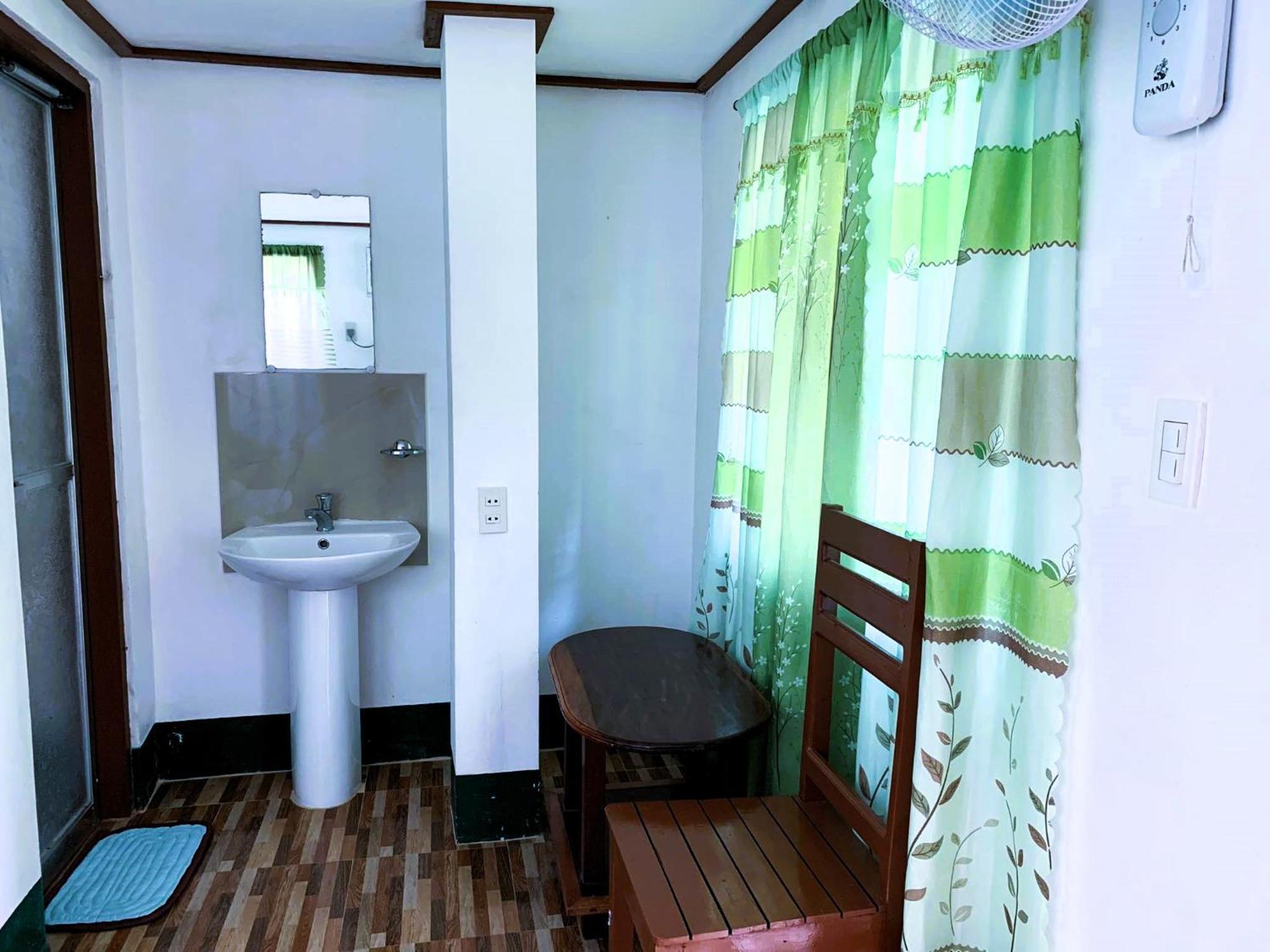 Divinagracia Cottages San Vicente  Exterior photo